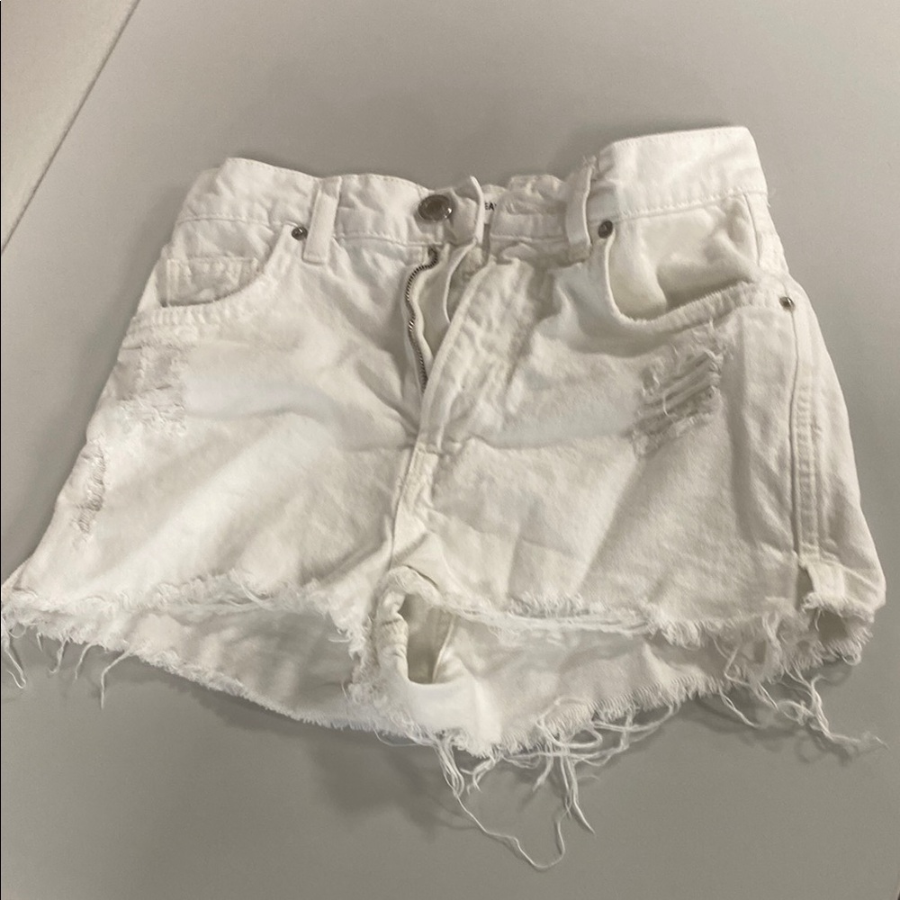Pull&Bear White Distressed Denim Shorts